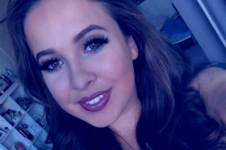 Jade, 21, a black green-eyed slavic companion based in Stalham. Offering BDSM, 69, Fetish, Tantra. Available for incall and outcall, day and evening dates.