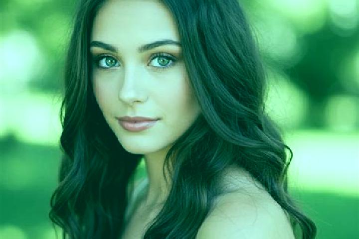 Jade, 21, a brunette hazel-eyed european companion based in Ranau. Offering Party Girl, GFE, Tantra, Prostate Massage, Girlfriend Experience. Available for i...