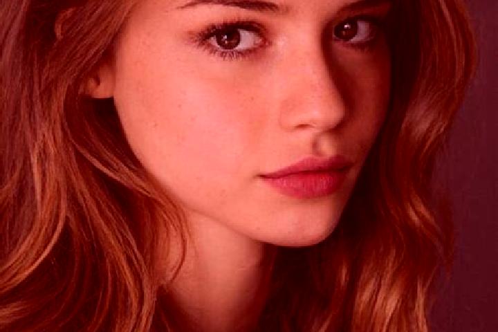Jade, 22, a auburn brown-eyed latina companion based in Monteroni di Lecce. Offering Overnight, Erotic Massage, Travel Companion. Available for incall and ou...