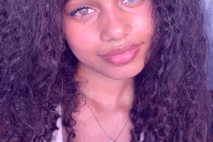 Jade, 22, a black hazel-eyed ebony companion based in Cosgaya. Offering Duos, Couples, 69, Roleplay. Available for incall and outcall, day and evening dates.