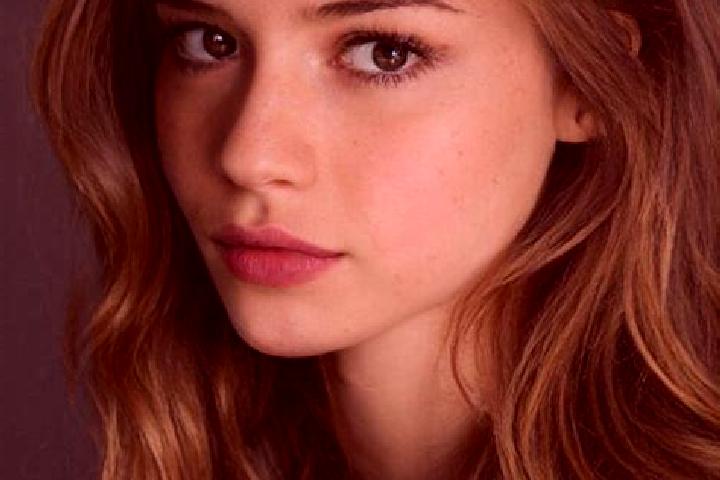 Jade, 22, a chestnut grey-eyed latina companion based in Cuevas de San Clemente. Offering Striptease, GFE, Party Girl, CIM. Available for incall and outcall,...