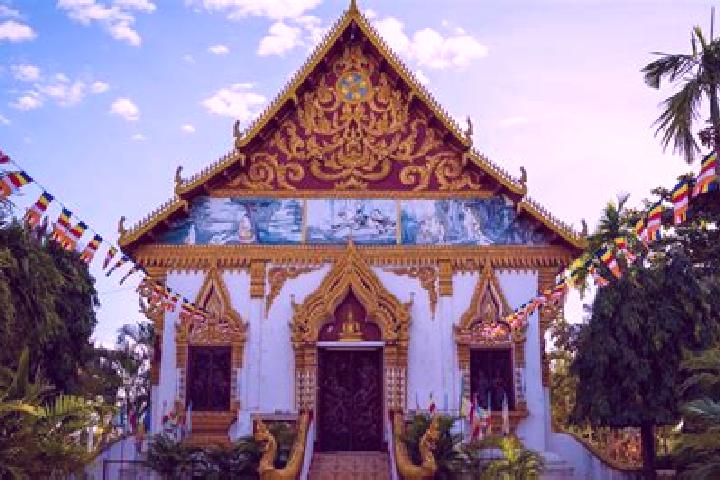 Jade, 22 — Escort in Champasak, Laos