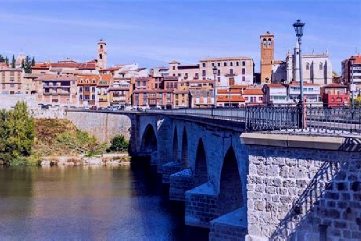Jade, 22 — Escort in Tordesillas, Spain