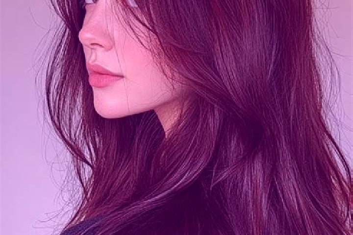Jade, 23, a auburn brown-eyed indian companion based in Brorup. Offering Duos, 69, CIM. Available for incall and outcall, overnight bookings available.