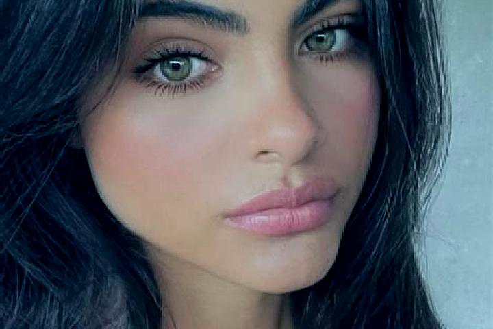 Jade, 23, a brunette dark-eyed ebony companion based in Dunnstown. Offering A-Level, 69, Striptease. Available for incall and outcall, day and evening dates.
