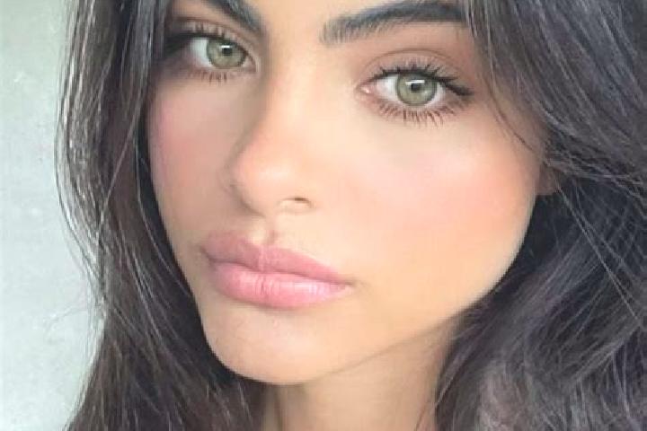 Jade, 23, a chestnut dark-eyed indian companion based in Rio de Jesus. Offering Fetish, 69, Dinner Date, Party Girl. Available for incall and outcall, day an...