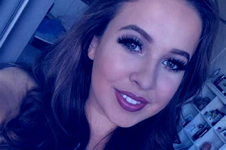 Jade, 23, a dark blonde dark-eyed caribbean companion based in Villeveque. Offering GFE, CIM, Fetish, Travel Companion. Available for incall and outcall, day...