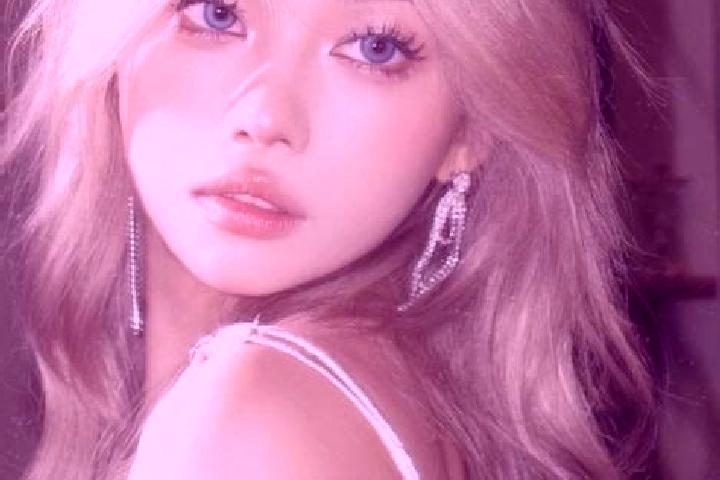 Jade, 23, a platinum blonde dark-eyed asian companion based in Fatou. Offering Duos, OWO, CIM. Available for incall and outcall, overnight bookings available.
