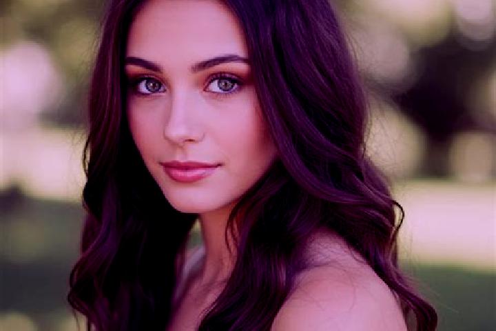 Jade, 24, a brunette hazel-eyed caucasian companion based in Benedita. Offering Travel Companion, OWO, Prostate Massage. Available for incall and outcall, ov...