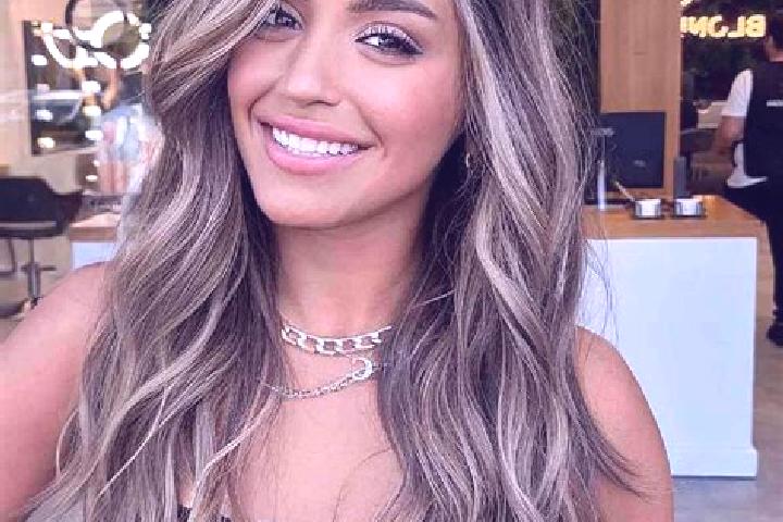 Jade, 24, a dark blonde amber-eyed european companion based in Banarli. Offering GFE, Party Girl, Massage, CIM. Available for incall and outcall, day and eve...