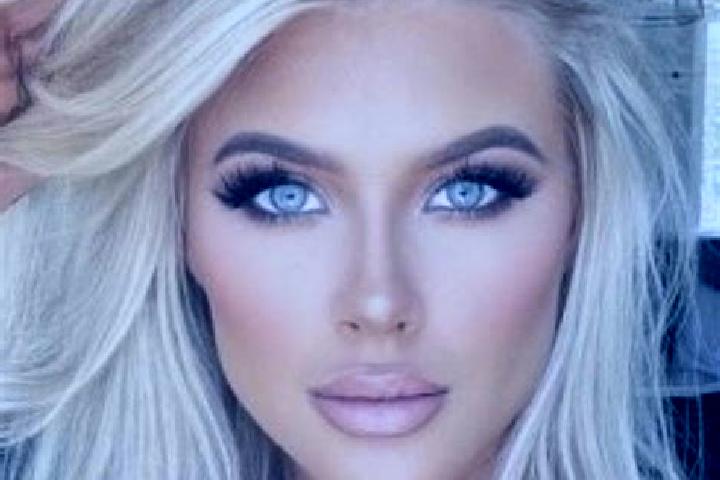 Jade, 24, a platinum blonde grey-eyed slavic companion based in Las Mesas. Offering Striptease, Couples. Available for incall and outcall, overnight bookings...