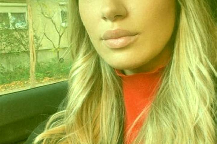 Jade, 24 — Escort in Tomulesti, Romania