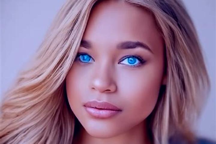 Jade, 25, a blonde blue-eyed latina companion based in Glamoc. Offering A-Level, OWO, Deep French Kissing, Fetish, Domination. Available for incall and outca...