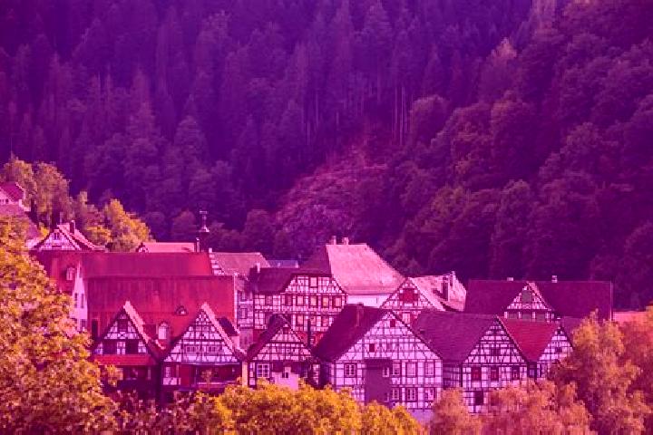 Jade, 25 — Escort in Schmeheim, Germany