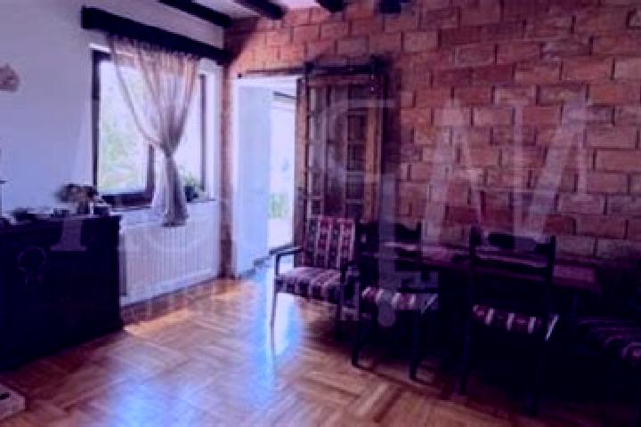 Jade, 25 — Escort in Suceagu, Romania