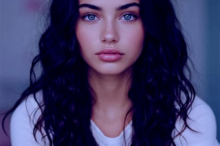 Jade, 26, a black hazel-eyed mediterranean companion based in Bunder. Offering Massage, Fetish, CIM. Available for incall and outcall, day and evening dates.