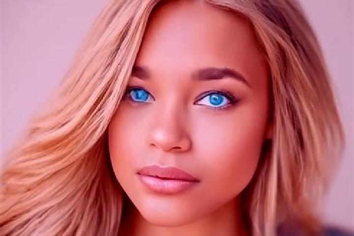 Jade, 26, a blonde blue-eyed latina companion based in Hetoudian. Offering Massage, Roleplay, Domination, Erotic Massage. Available for incall and outcall, o...