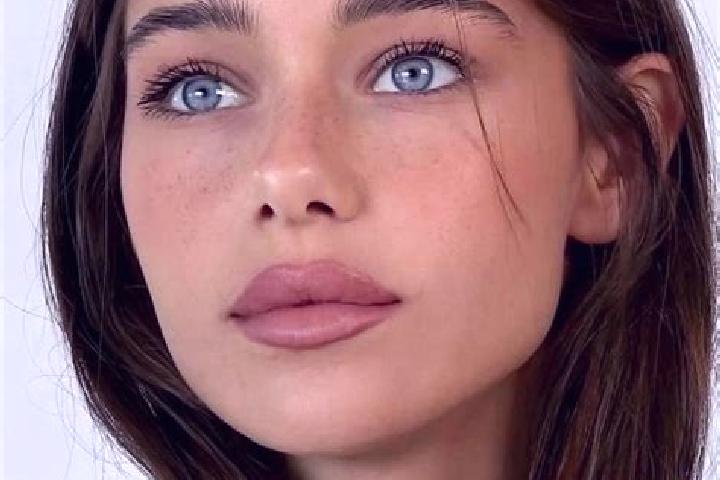 Jade, 26, a brunette brown-eyed middle eastern companion based in Chateauneuf-la-Foret. Offering Erotic Massage, OWO, Massage. Available for incall and outca...