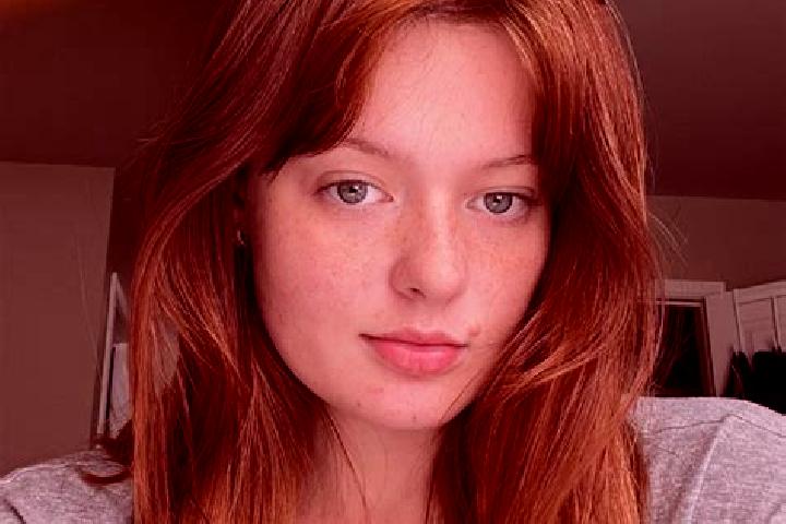 Jade, 26, a red grey-eyed mixed companion based in Bababe. Offering Massage, Couples, GFE. Available for incall and outcall, day and evening dates.