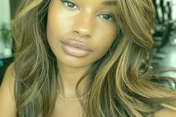 Jade, 27, a dark blonde brown-eyed asian companion based in Queen Elizabeth. Offering Roleplay, Deep French Kissing, Massage, Duos. Available for incall and ...