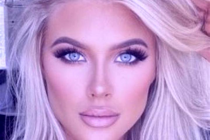Jade, 27, a platinum blonde brown-eyed mixed companion based in Pasturo. Offering OWO, 69, Girlfriend Experience, Domination. Available for incall and outcal...