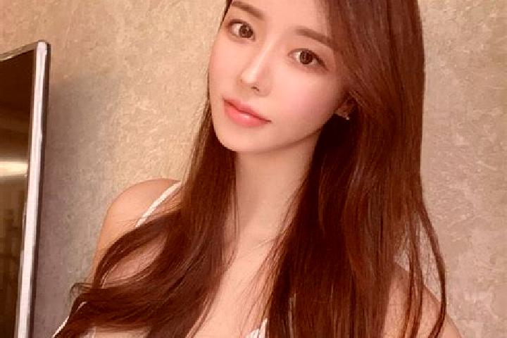 Jade, 27 — Escort in Novodolinskiy, Kazakhstan