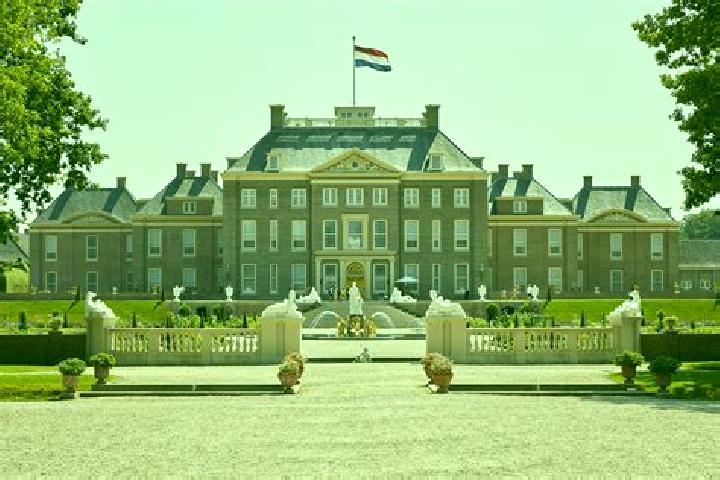 Jade, 28 — Escort in Het Loo, Netherlands