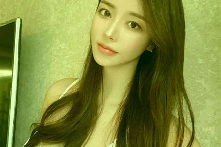 Jade, 28 — Escort in Zhaizipu, China
