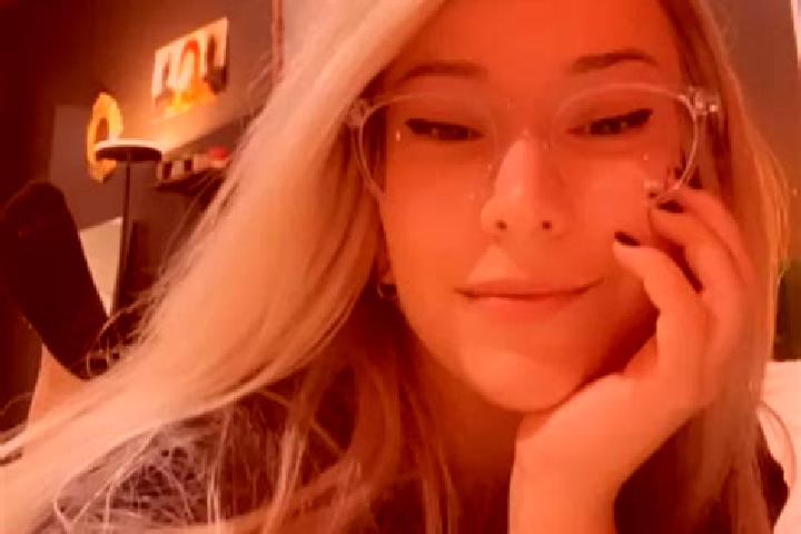 Jade, 29, a blonde grey-eyed mixed companion based in Hua Hin. Offering Domination, A-Level, Roleplay, Overnight. Available for incall and outcall, day and e...