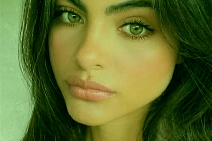 Jade, 29, a dark blonde dark-eyed indian companion based in Chima. Offering Striptease, 69, Travel Companion. Available for incall and outcall, day and eveni...