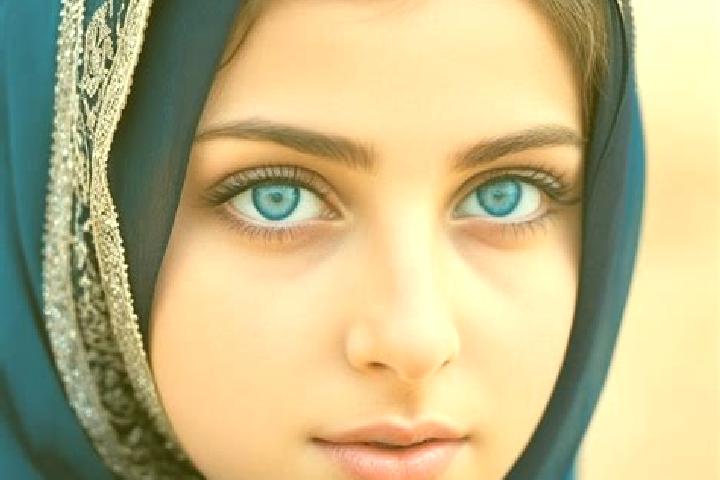 Jade, 29, a dark blonde grey-eyed middle eastern companion based in Borivtsi. Offering Overnight, Deep French Kissing, Roleplay, Fetish, Domination. Availabl...