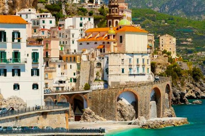 Jade, 29 — Escort in Piancastagnaio, Italy