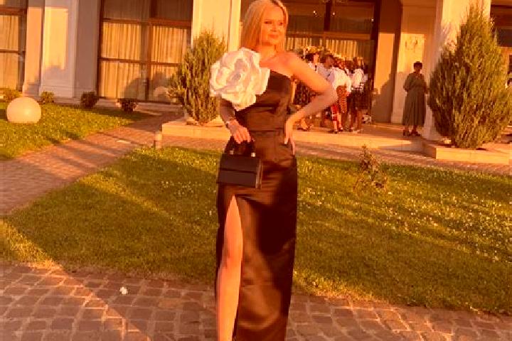 Jade, 29 — Escort in Sindresti, Romania