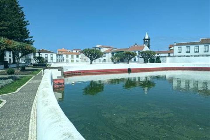 Jade, 32 — Escort in Santa Cruz da Graciosa, Portugal