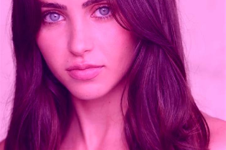 Jade, 33, a blonde brown-eyed european companion based in New Boston. Offering OWO, Domination, Dinner Date, GFE. Available for incall and outcall, overnight...