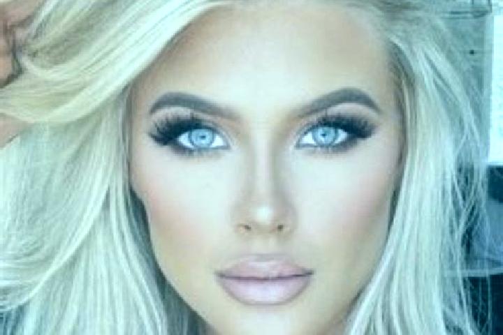 Jade, 33, a platinum blonde brown-eyed caucasian companion based in Arpiola-Pianfurcano. Offering Erotic Massage, Tantra, OWO, Striptease. Available for inca...