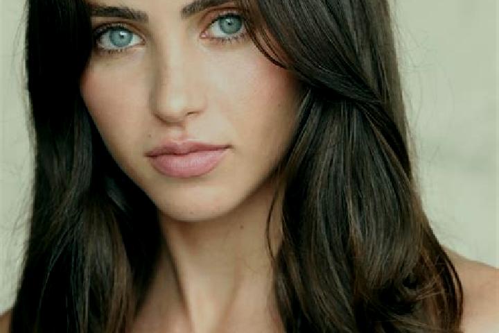 Jade, 33, a red brown-eyed caucasian companion based in Far Forest. Offering A-Level, Party Girl, Domination, 69. Available for incall and outcall, day and e...