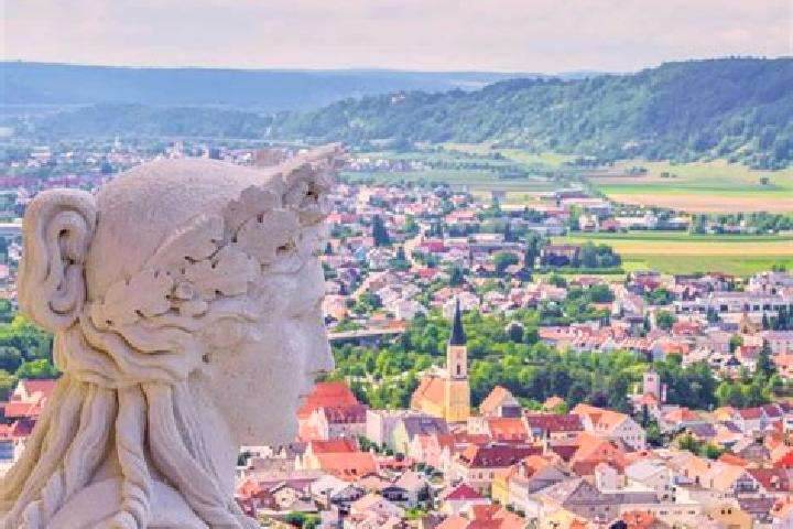 Jade, 33 — Escort in Kelheim, Germany