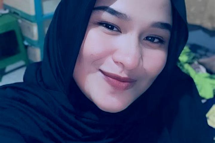 Jade, 33 — Escort in Liang, Indonesia