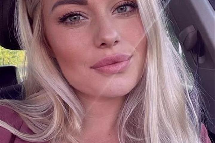 Jade, 34, a blonde hazel-eyed mediterranean companion based in Werne. Offering GFE, Girlfriend Experience, Duos, Domination, Erotic Massage. Available for in...