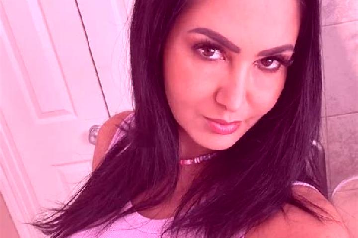 Jade, 34, a red hazel-eyed ebony companion based in Barro Duro. Offering GFE, 69, BDSM, Deep French Kissing. Available for incall and outcall, overnight book...