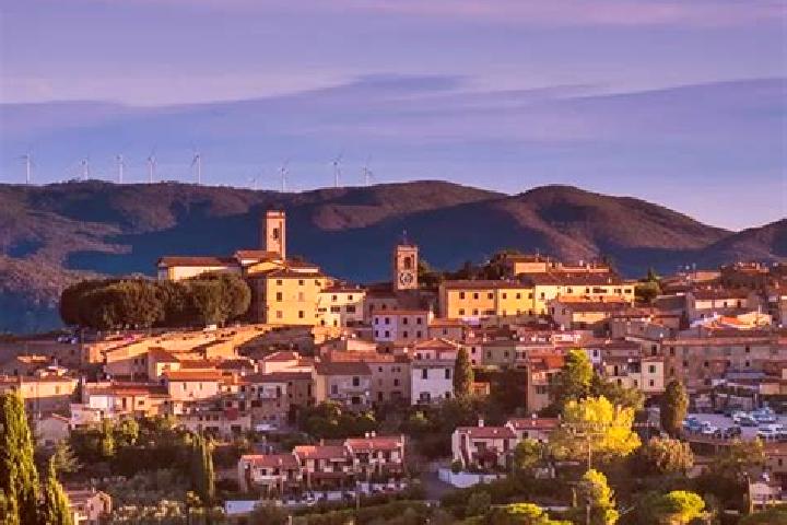 Jade, 34 — Escort in Montescudaio, Italy