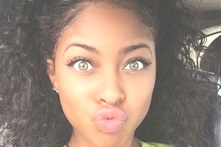 Jade, 35, a black green-eyed ebony companion based in Coutevroult. Offering OWO, Deep French Kissing, Girlfriend Experience, Striptease. Available for incall...