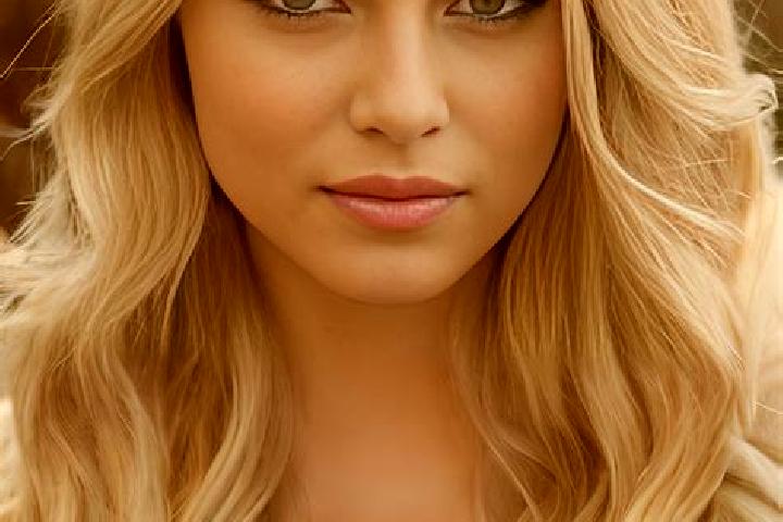 Jade, 35, a blonde grey-eyed mediterranean companion based in Huangjiang. Offering Deep French Kissing, A-Level, Dinner Date, Girlfriend Experience. Availabl...