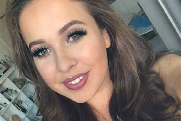 Jade, 36, a brunette grey-eyed european companion based in Liepe. Offering Fetish, Travel Companion, Overnight, CIM, Prostate Massage. Available for incall a...
