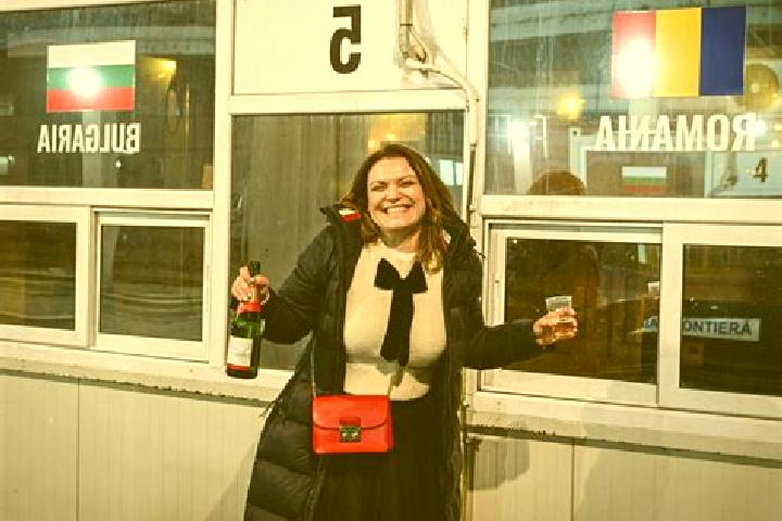 Jade, 36 — Escort in Urzicuta, Romania
