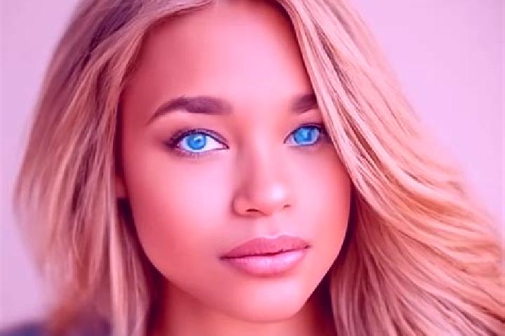 Jade, 38, a dark blonde blue-eyed latina companion based in Almendral. Offering Domination, Duos, Overnight, Erotic Massage, GFE. Available for incall and ou...