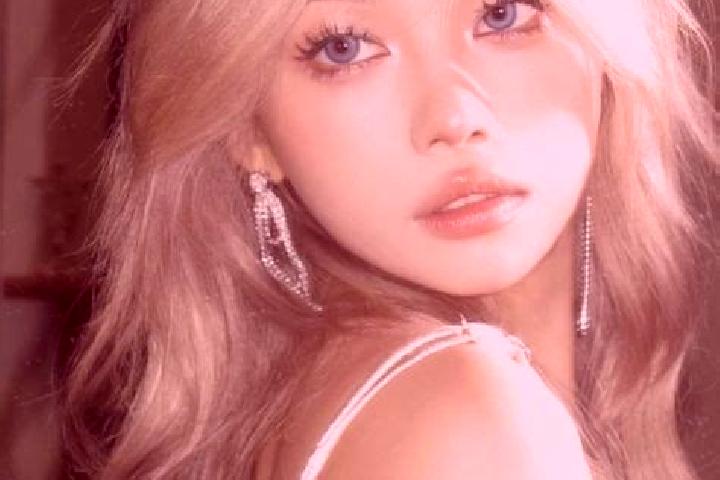 Jade, 39, a blonde dark-eyed asian companion based in Cholerzyn. Offering GFE, OWO, Travel Companion. Available for incall and outcall, overnight bookings av...