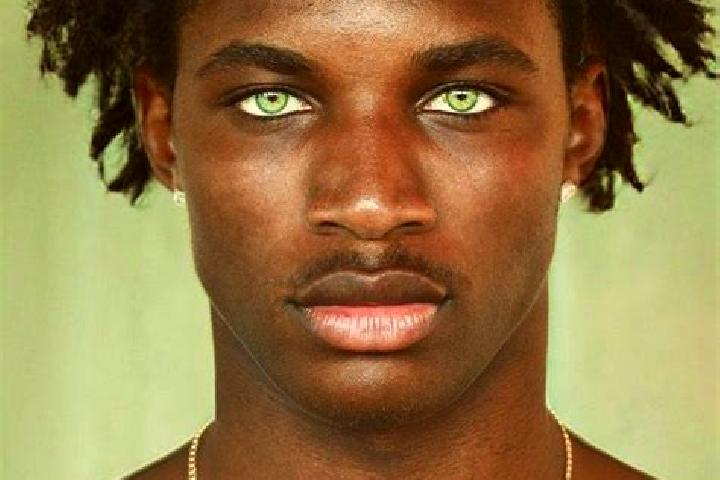Kinsley, 20, a black green-eyed european companion based in La Mulatiere. Offering Travel Companion, CIM, Domination. Available for incall and outcall, day a...