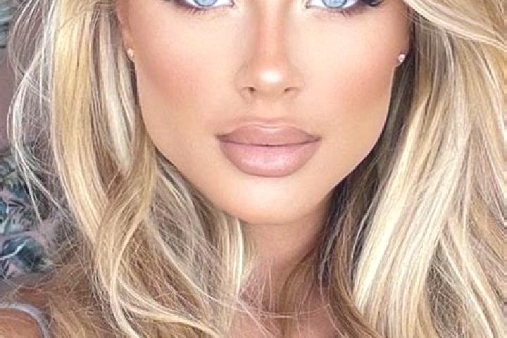 Kinsley, 20, a blonde hazel-eyed latina companion based in Claromeco. Offering 69, A-Level, GFE, Travel Companion. Available for incall and outcall, overnigh...